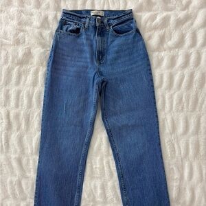 Abercrombie & Fitch Women's Straight Leg Blue Jeans
